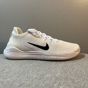 Nike Free RN 2018 White/Black Running Women's Shoe Size 9 942837-100